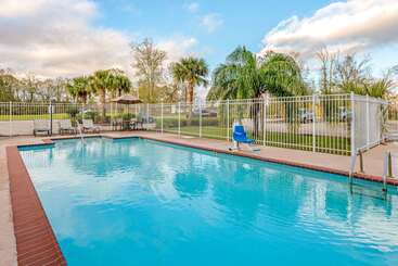 هتل La Quinta By Wyndham Houma