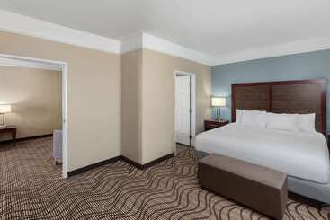 هتل La Quinta By Wyndham Houma