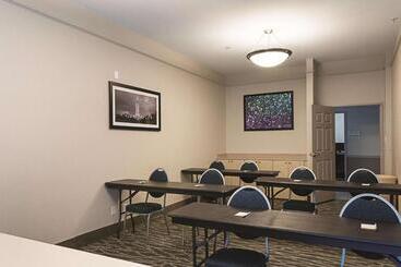 هتل La Quinta By Wyndham Houma