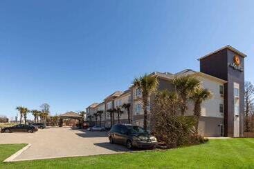 هتل La Quinta By Wyndham Houma