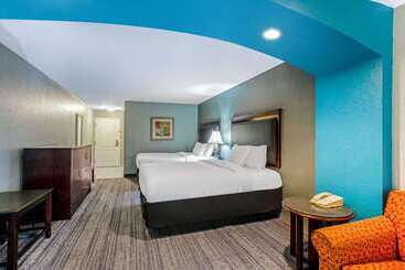 هتل La Quinta By Wyndham Mobile   Tillman S Corner