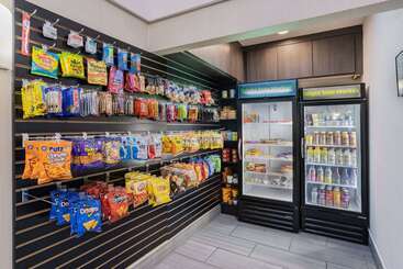 هتل La Quinta Inn & Suites By Wyndham Norfolk