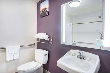 هتل La Quinta Inn & Suites By Wyndham Norfolk