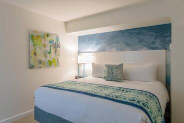 هتل Marriott Vacation Club®, South Beach