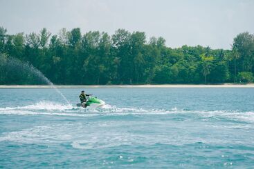 هتل Nirwana Beach Club