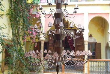 هتل Riad Marlinea