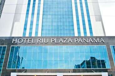 Hotel Riu Plaza Panama