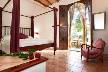 Rural Hotel Agroturisme Perola  Adults Only