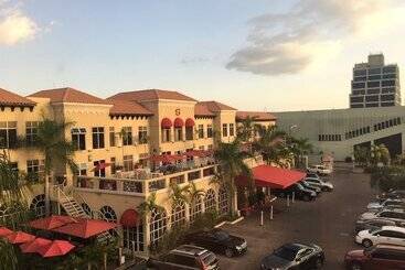 S Hotel Kingston