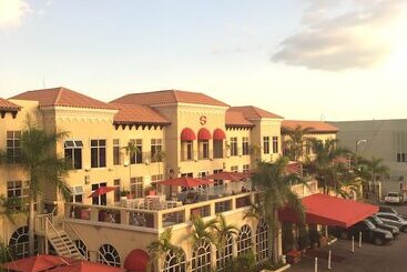 S Hotel Kingston