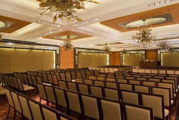 هتل Taj Club House