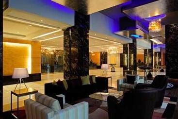 هتل Taj Club House