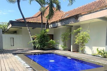 The Yani Hotel Bali