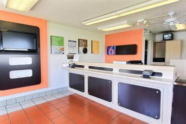 Motel 6 Austin, Tx
