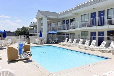Motel 6 Austin, Tx