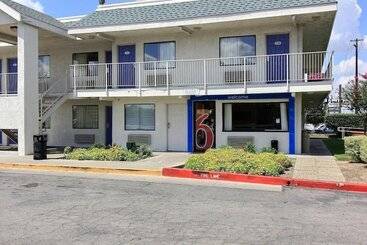 Motel 6 Austin, Tx