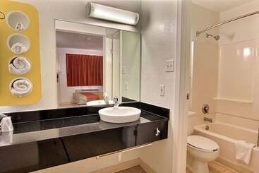 Motel 6 Austin, Tx