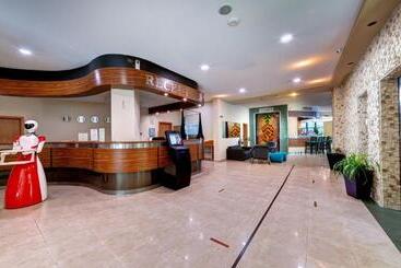 Palm Beach Hotel   All Inclusive With Free Beach Package & Private Beach