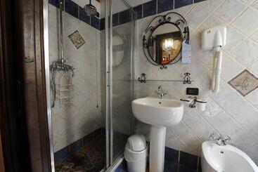 تختخواب و صبحانه Antica Corte Dei Principi Charming Rooms