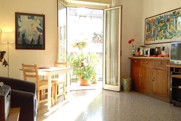 住宿加早餐  Ariston Petit
