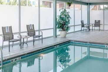 Hampton Inn & Suites St. Louis At Forest Park