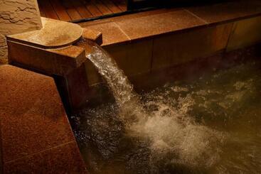 Aki Grand Hotel & Spa
