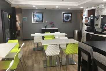 هتل Best Western Jfk Airport