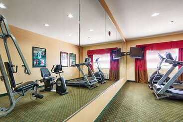 Best Western Plus Olive Branch Hotel & Suites