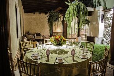 هتل Boutique Los Pasos & Spa