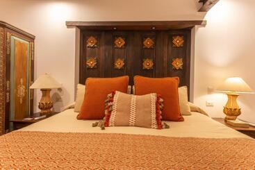 هتل Boutique Los Pasos & Spa