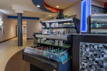 Cambria Hotel Ft Lauderdale, Airport South & Cruise Port