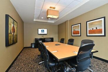 Cambria Hotel Ft Lauderdale, Airport South & Cruise Port