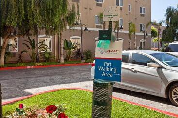 هتل Candlewood Suites Lax Hawthorne, An Ihg