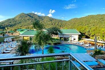 هتل Capivari Ecoresort