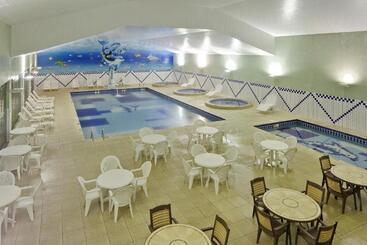 هتل Capivari Ecoresort