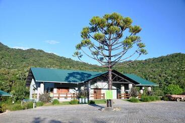 هتل Capivari Ecoresort