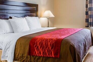 هتل Comfort Inn Monterey Park  Los Angeles