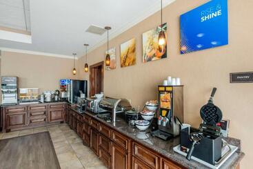 هتل Comfort Inn & Suites Fort Worth  Fossil Creek