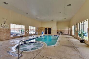 هتل Comfort Inn & Suites Fort Worth  Fossil Creek