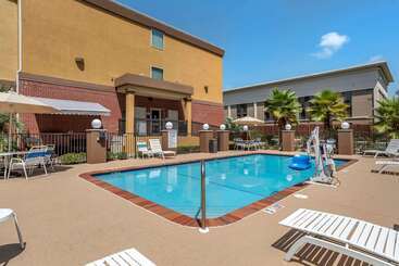 هتل Comfort Suites Biloxi/ocean Springs