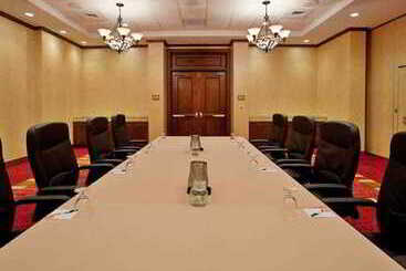 هتل Courtyard Austin Downtown/convention Center