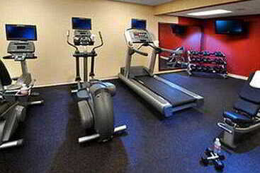 هتل Courtyard By Marriott San Antonio Riverwalk