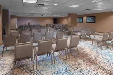 هتل Courtyard By Marriott San Antonio Riverwalk