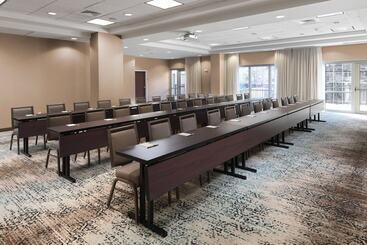 هتل Courtyard By Marriott San Antonio Riverwalk