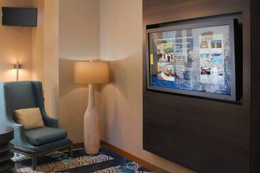 هتل Courtyard By Marriott San Antonio Riverwalk
