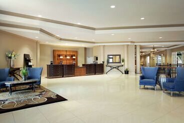 هتل Doubletree Resort By Hilton Lancaster