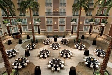 هتل Doubletree Resort By Hilton Lancaster