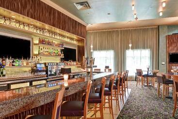 هتل Embassy Suites By Hilton Raleigh Durham Airport Brier Creek