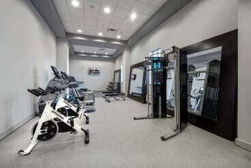 هتل Embassy Suites By Hilton Raleigh Durham Airport Brier Creek