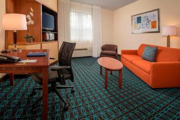 هتل Fairfield Inn & Suites By Marriott Williamsburg